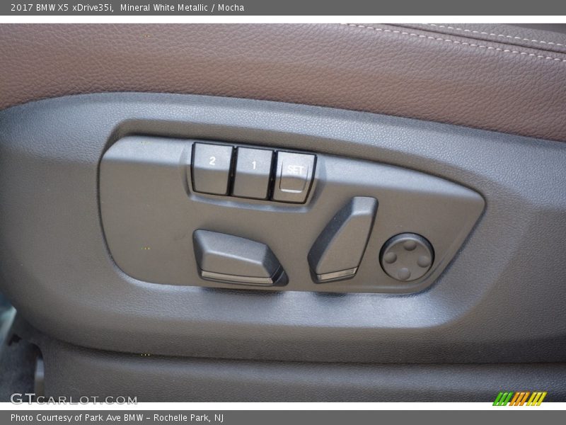 Controls of 2017 X5 xDrive35i