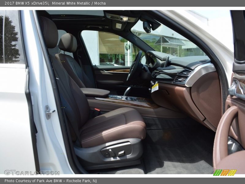 Mineral White Metallic / Mocha 2017 BMW X5 xDrive35i