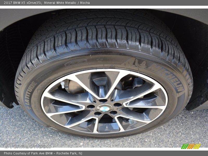 Mineral White Metallic / Mocha 2017 BMW X5 xDrive35i