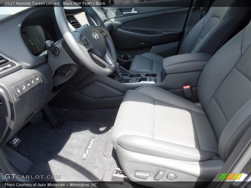 Black Noir Pearl / Black 2017 Hyundai Tucson Limited