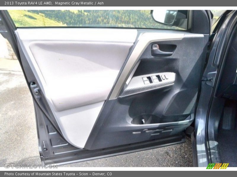 Magnetic Gray Metallic / Ash 2013 Toyota RAV4 LE AWD
