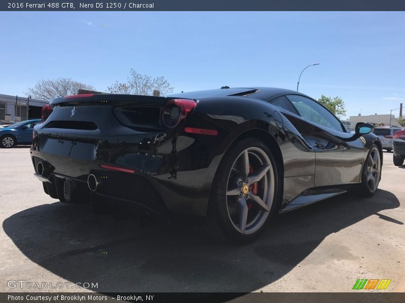 Nero DS 1250 / Charcoal 2016 Ferrari 488 GTB