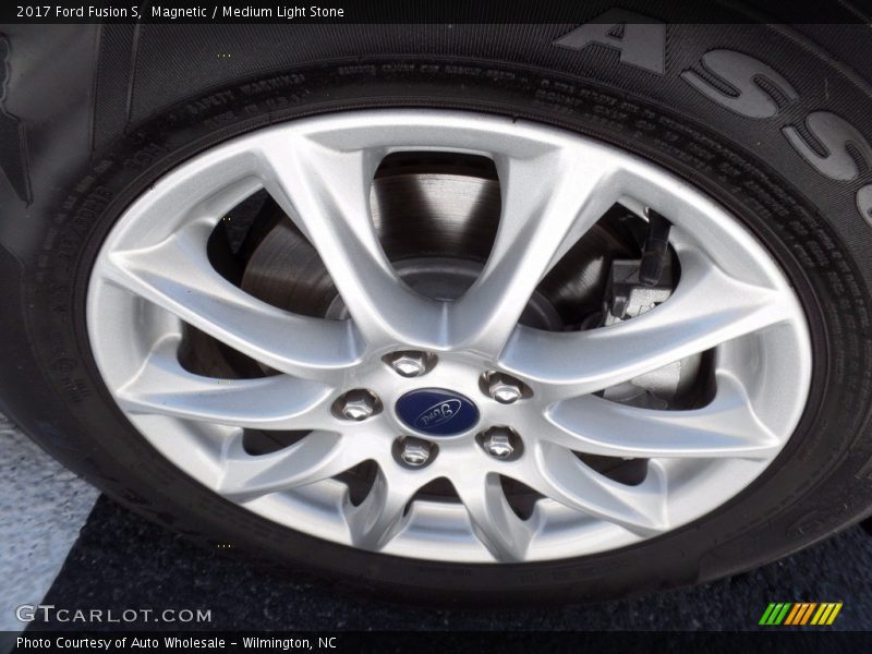 Magnetic / Medium Light Stone 2017 Ford Fusion S