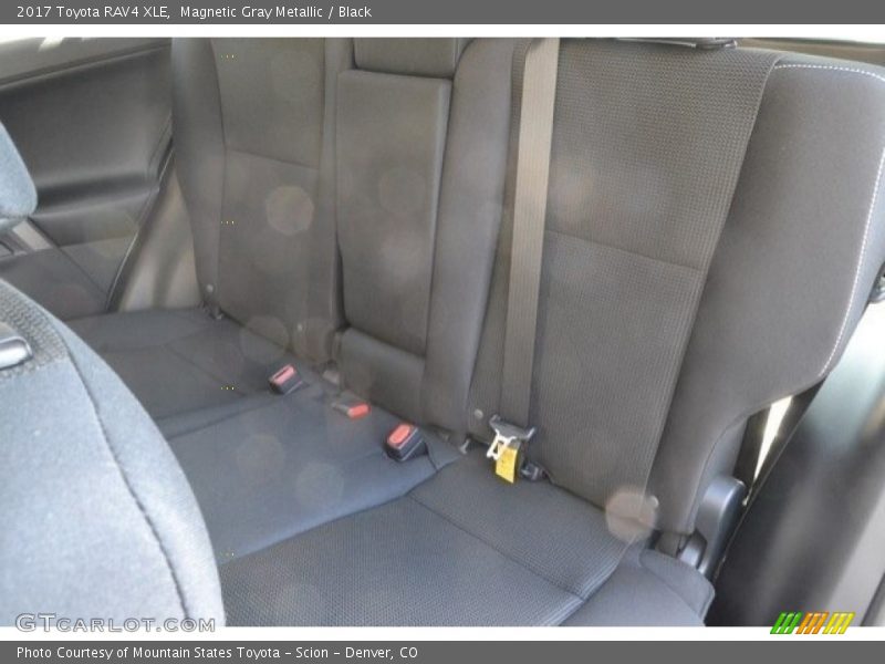 Magnetic Gray Metallic / Black 2017 Toyota RAV4 XLE