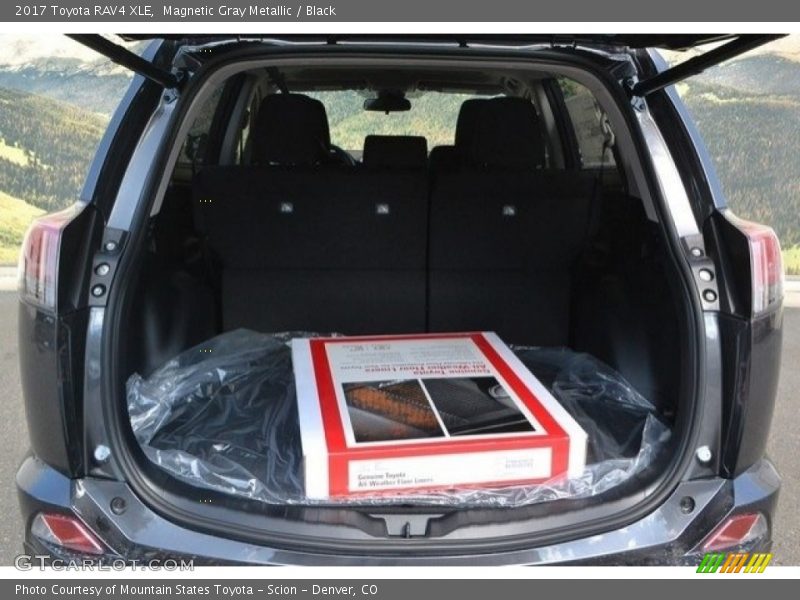 Magnetic Gray Metallic / Black 2017 Toyota RAV4 XLE
