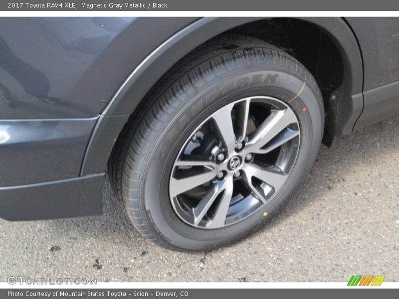 Magnetic Gray Metallic / Black 2017 Toyota RAV4 XLE