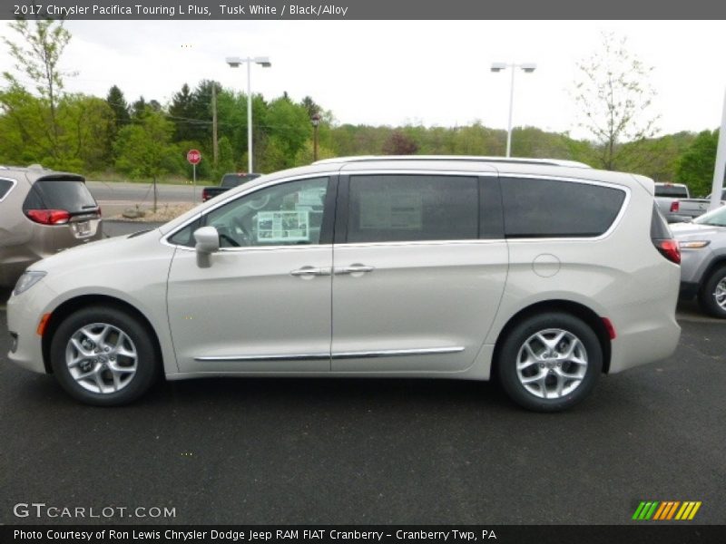 Tusk White / Black/Alloy 2017 Chrysler Pacifica Touring L Plus