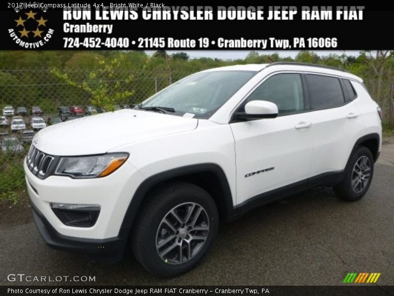 Bright White / Black 2017 Jeep Compass Latitude 4x4