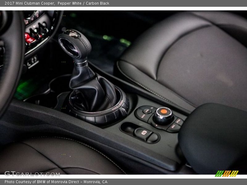 Pepper White / Carbon Black 2017 Mini Clubman Cooper