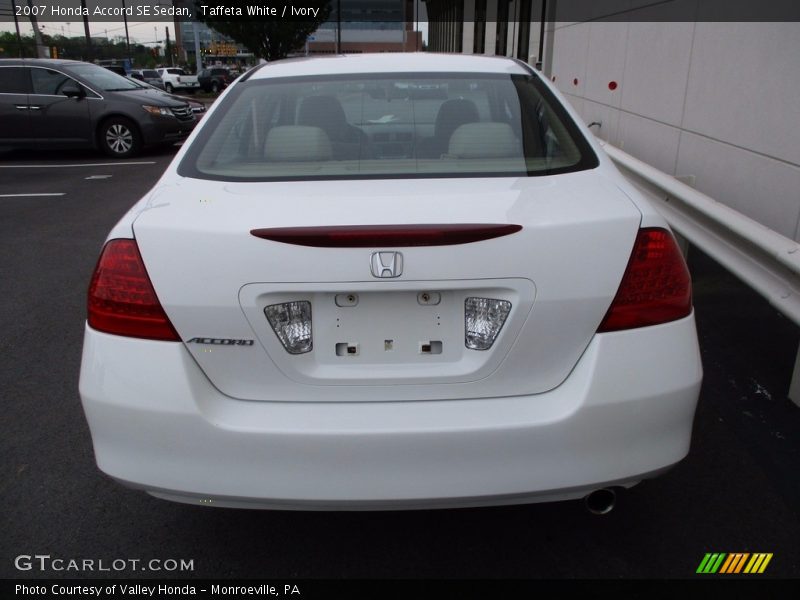 Taffeta White / Ivory 2007 Honda Accord SE Sedan
