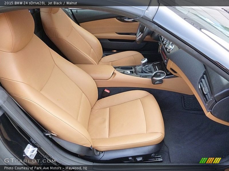 Jet Black / Walnut 2015 BMW Z4 sDrive28i
