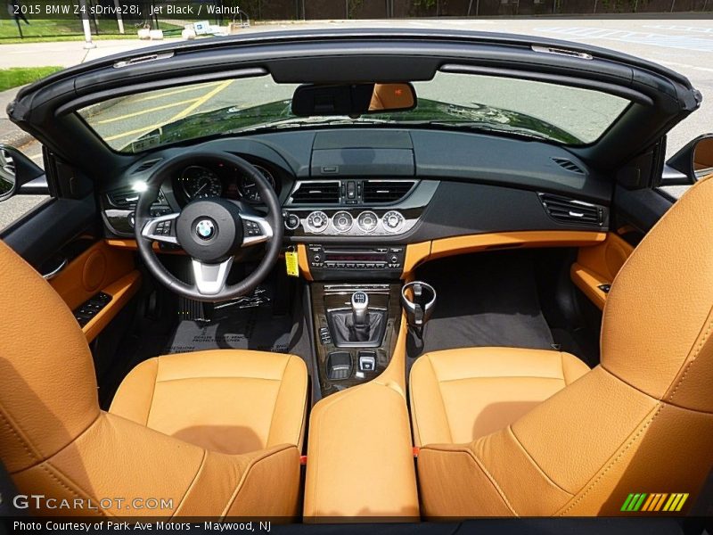 Jet Black / Walnut 2015 BMW Z4 sDrive28i