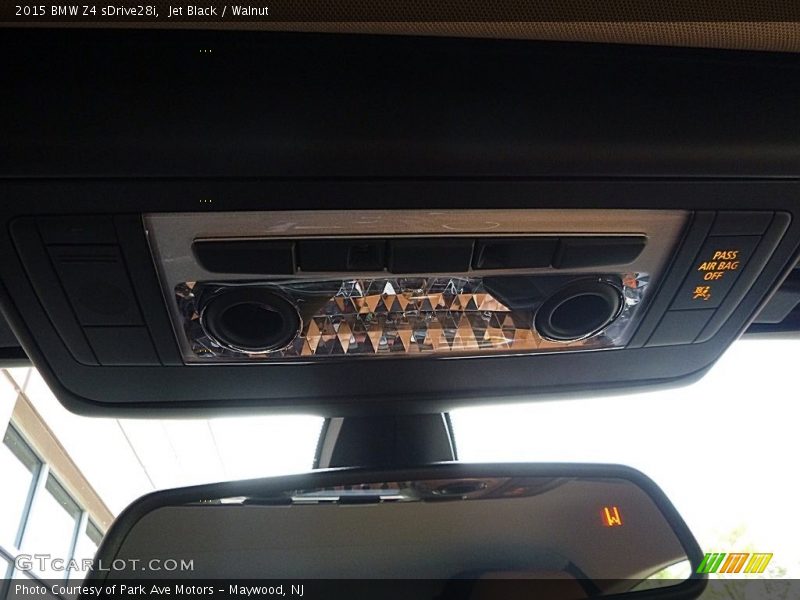 Jet Black / Walnut 2015 BMW Z4 sDrive28i