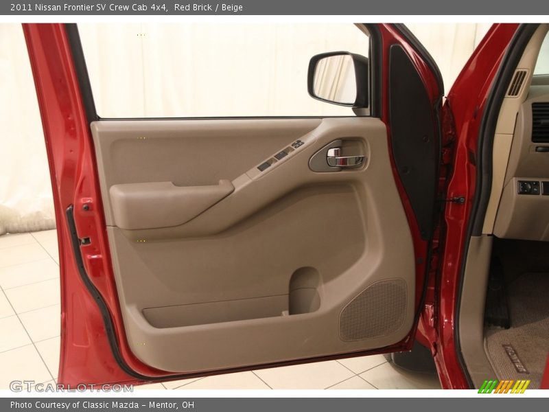 Red Brick / Beige 2011 Nissan Frontier SV Crew Cab 4x4