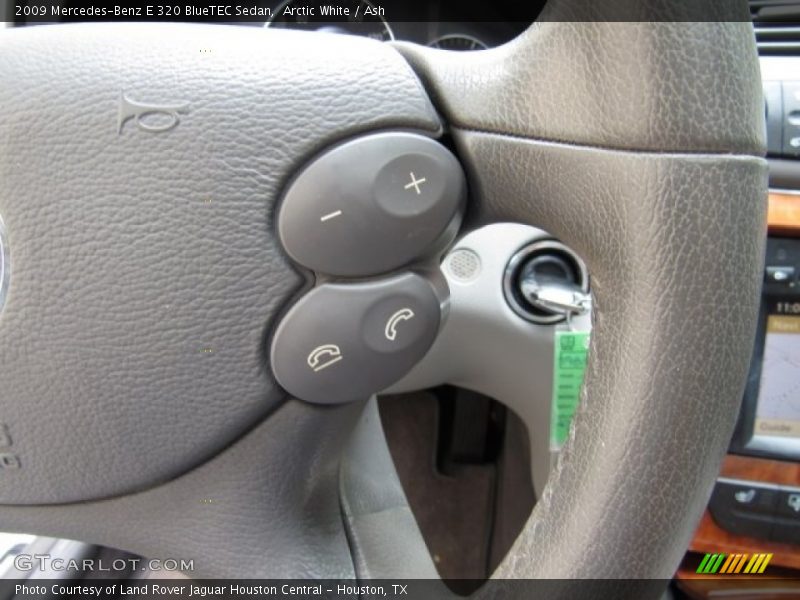 Arctic White / Ash 2009 Mercedes-Benz E 320 BlueTEC Sedan