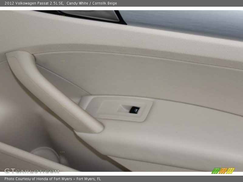 Candy White / Cornsilk Beige 2012 Volkswagen Passat 2.5L SE