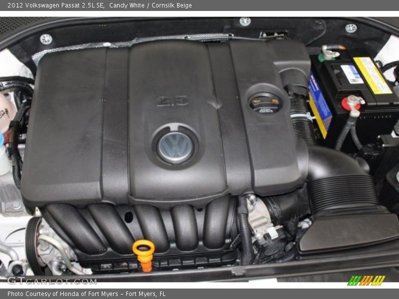 Candy White / Cornsilk Beige 2012 Volkswagen Passat 2.5L SE