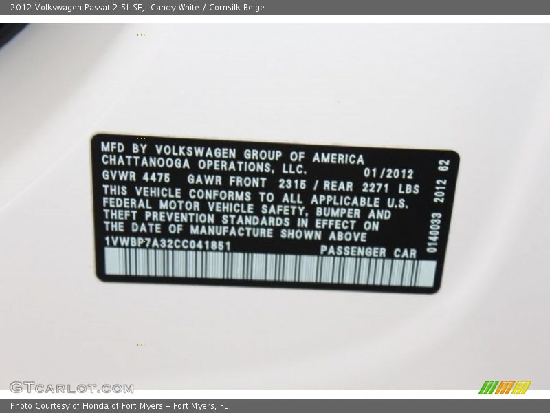 Candy White / Cornsilk Beige 2012 Volkswagen Passat 2.5L SE