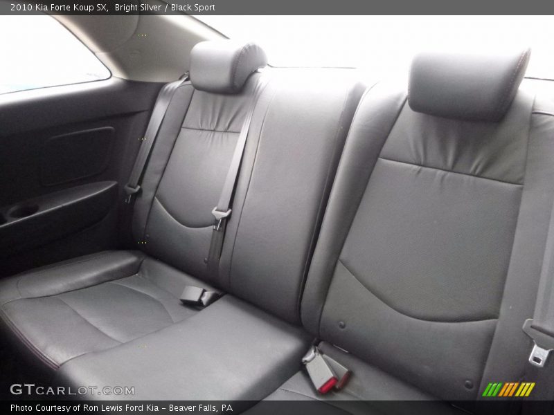 Bright Silver / Black Sport 2010 Kia Forte Koup SX