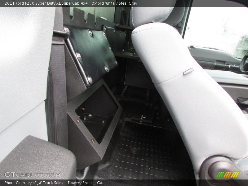 Oxford White / Steel Gray 2011 Ford F250 Super Duty XL SuperCab 4x4