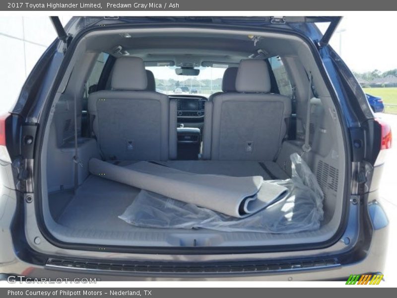 Predawn Gray Mica / Ash 2017 Toyota Highlander Limited