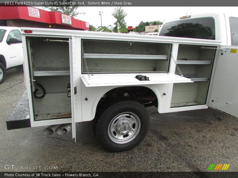 Oxford White / Steel Gray 2011 Ford F250 Super Duty XL SuperCab 4x4