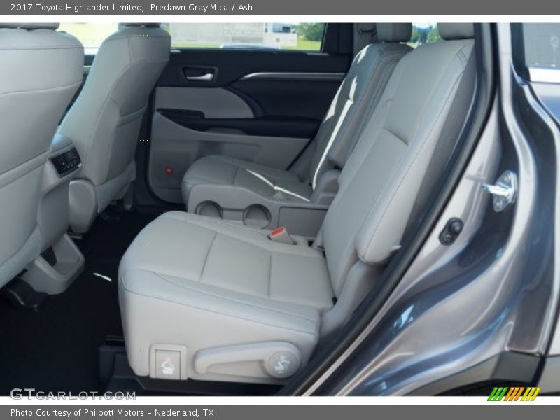 Predawn Gray Mica / Ash 2017 Toyota Highlander Limited