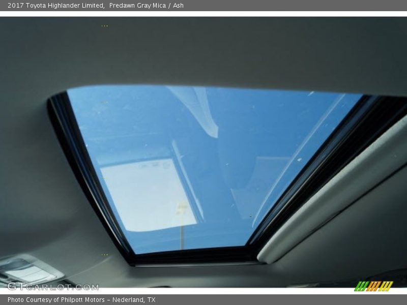 Predawn Gray Mica / Ash 2017 Toyota Highlander Limited