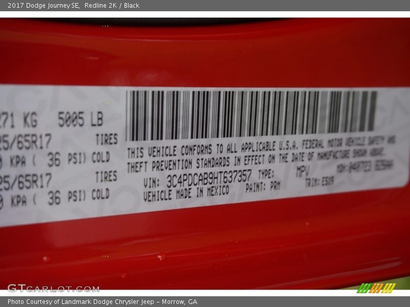 Redline 2K / Black 2017 Dodge Journey SE