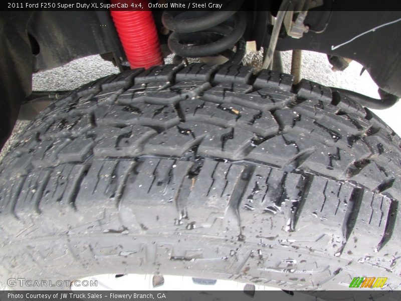 Oxford White / Steel Gray 2011 Ford F250 Super Duty XL SuperCab 4x4