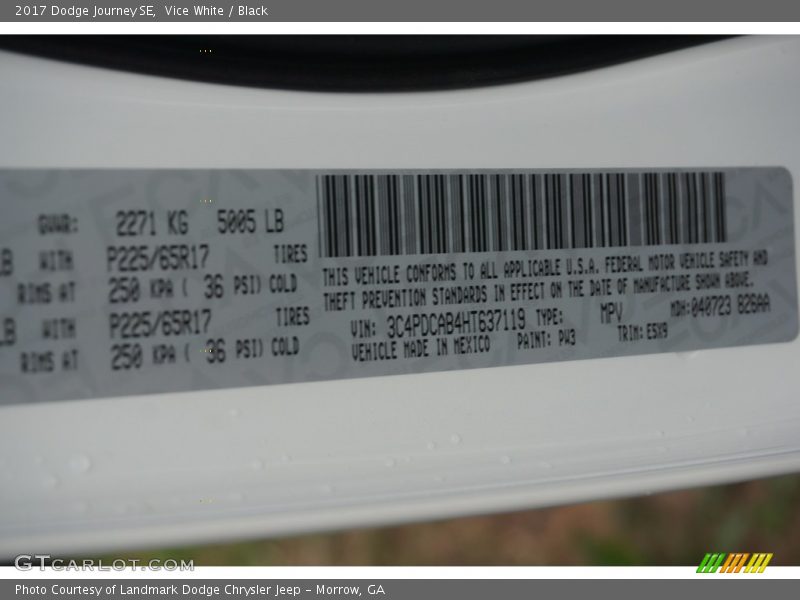 Vice White / Black 2017 Dodge Journey SE