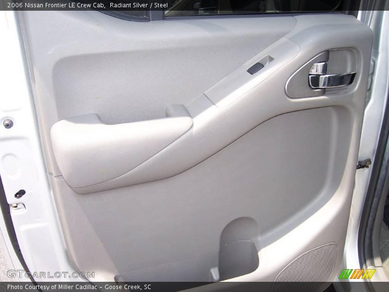 Radiant Silver / Steel 2006 Nissan Frontier LE Crew Cab