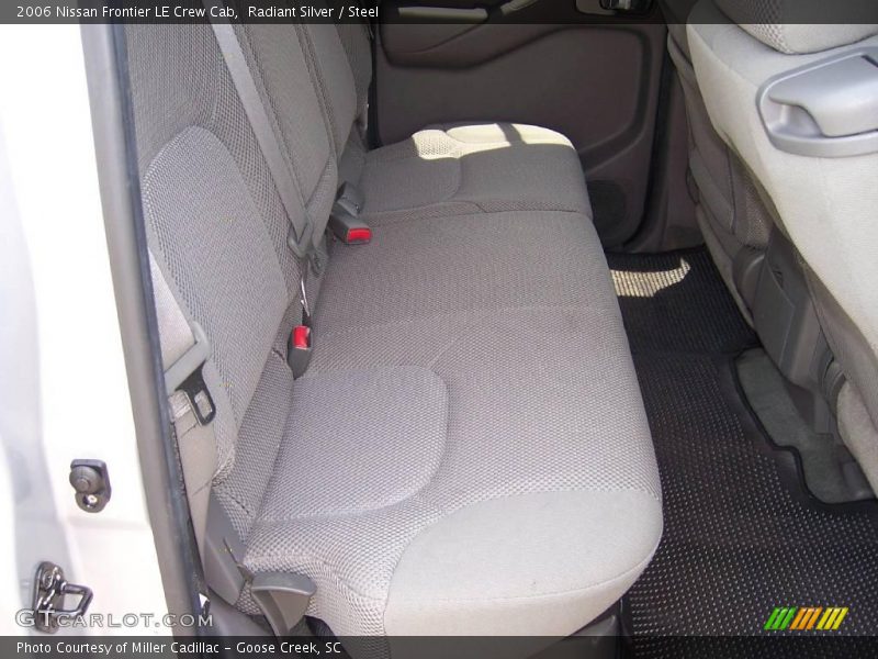 Radiant Silver / Steel 2006 Nissan Frontier LE Crew Cab