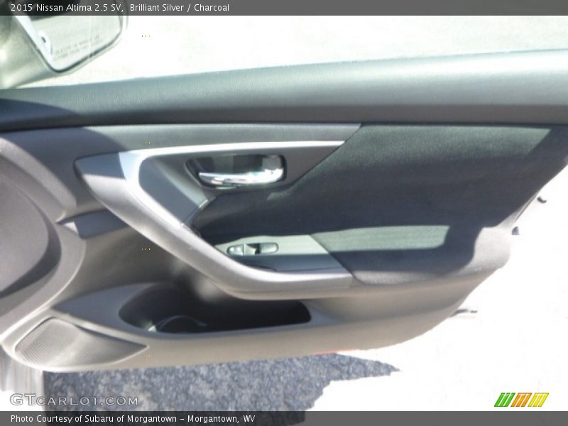 Brilliant Silver / Charcoal 2015 Nissan Altima 2.5 SV