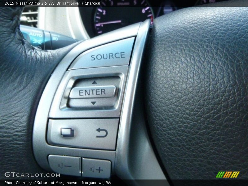 Brilliant Silver / Charcoal 2015 Nissan Altima 2.5 SV
