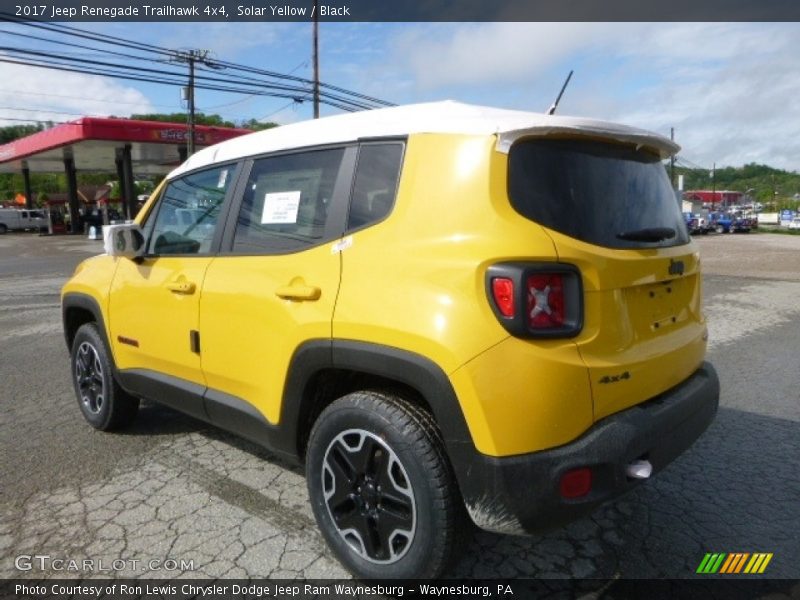 Solar Yellow / Black 2017 Jeep Renegade Trailhawk 4x4