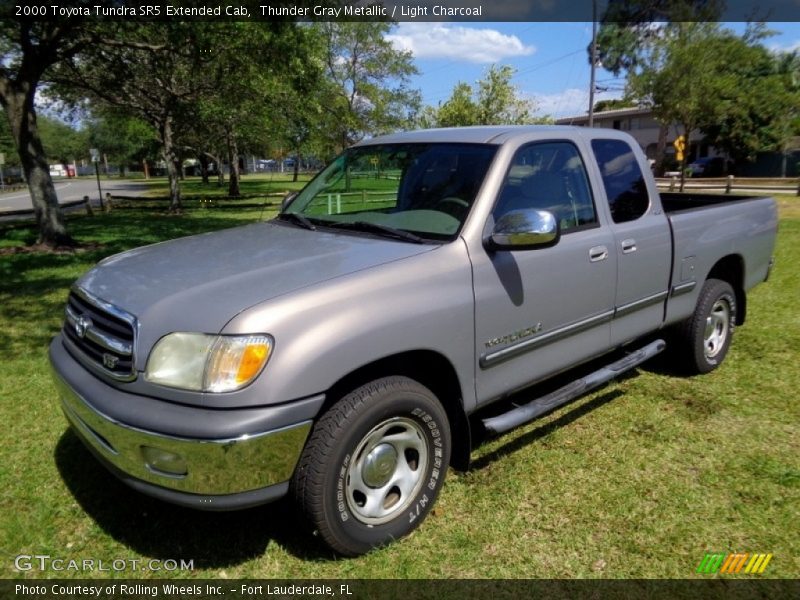 Thunder Gray Metallic / Light Charcoal 2000 Toyota Tundra SR5 Extended Cab