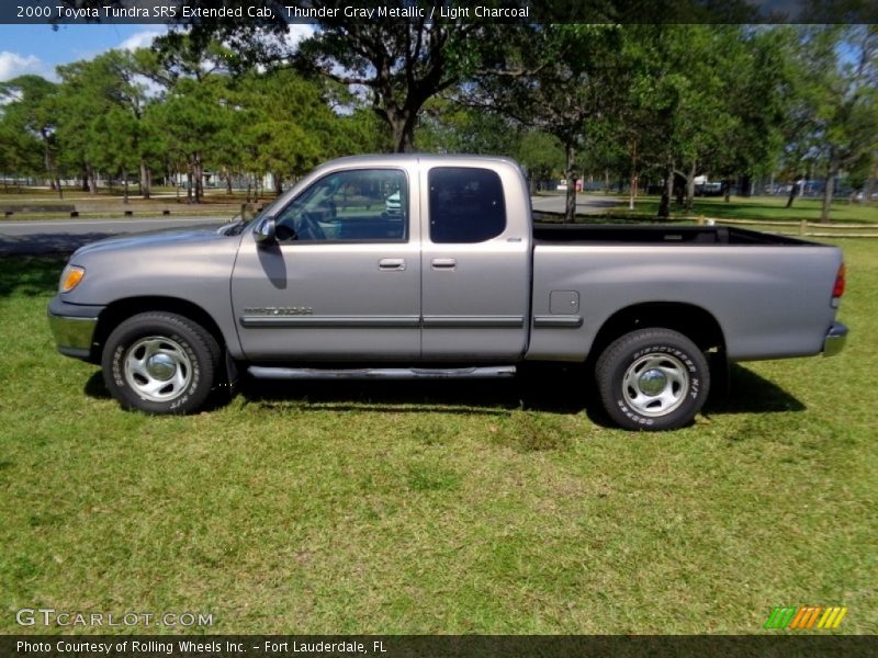 Thunder Gray Metallic / Light Charcoal 2000 Toyota Tundra SR5 Extended Cab