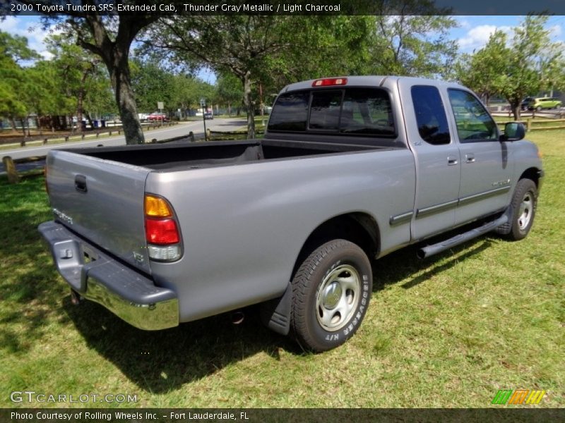 Thunder Gray Metallic / Light Charcoal 2000 Toyota Tundra SR5 Extended Cab