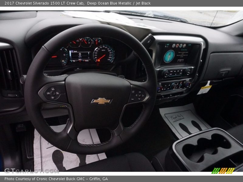 Deep Ocean Blue Metallic / Jet Black 2017 Chevrolet Silverado 1500 LT Crew Cab