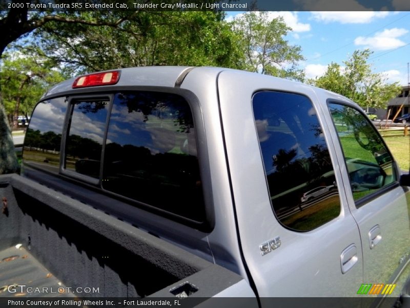 Thunder Gray Metallic / Light Charcoal 2000 Toyota Tundra SR5 Extended Cab
