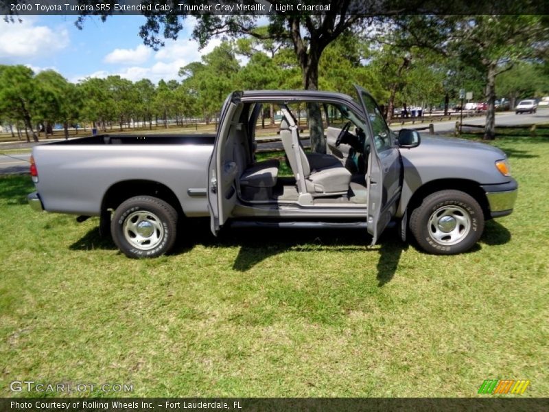 Thunder Gray Metallic / Light Charcoal 2000 Toyota Tundra SR5 Extended Cab