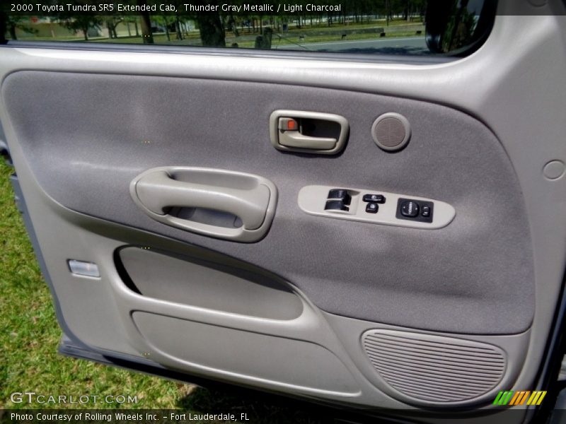 Thunder Gray Metallic / Light Charcoal 2000 Toyota Tundra SR5 Extended Cab