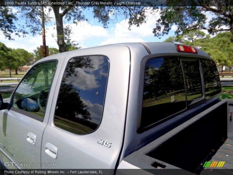 Thunder Gray Metallic / Light Charcoal 2000 Toyota Tundra SR5 Extended Cab