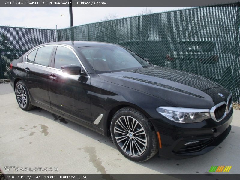 Jet Black / Cognac 2017 BMW 5 Series 530i xDrive Sedan