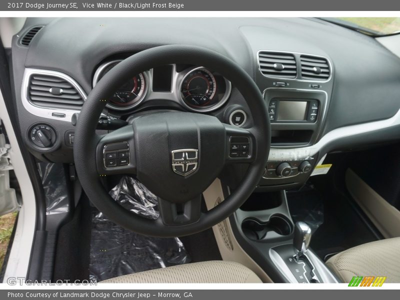 Vice White / Black/Light Frost Beige 2017 Dodge Journey SE