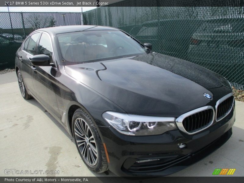 Jet Black / Cognac 2017 BMW 5 Series 530i xDrive Sedan