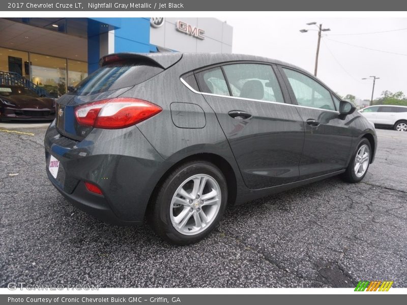 Nightfall Gray Metallic / Jet Black 2017 Chevrolet Cruze LT