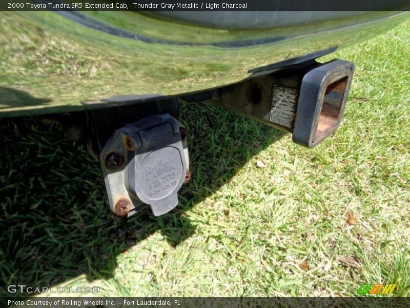 Thunder Gray Metallic / Light Charcoal 2000 Toyota Tundra SR5 Extended Cab
