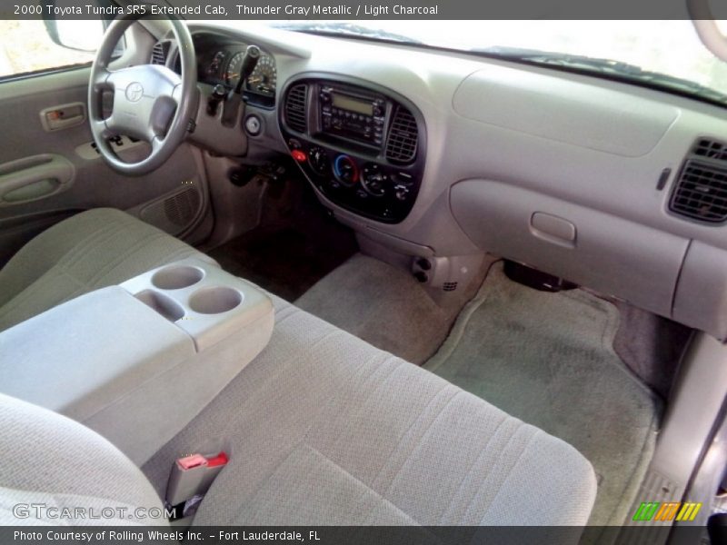 Thunder Gray Metallic / Light Charcoal 2000 Toyota Tundra SR5 Extended Cab